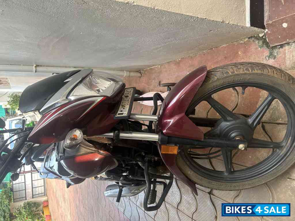 Maroon Honda Shine 125 Drum Maroon Honda Shine 125 Drum