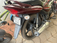 Maroon Honda Shine 125 Drum