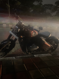 Jawa 42 Bobber Dual Channel ABS