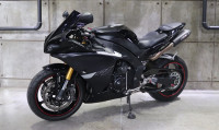 Yamaha YZF R1 2023 Model