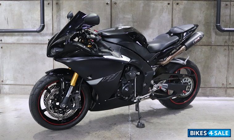 Yamaha YZF R1