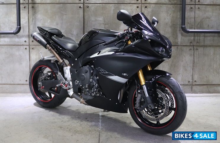 Yamaha YZF R1 Yamaha YZF R1