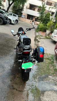White Triumph Speed 400 2025