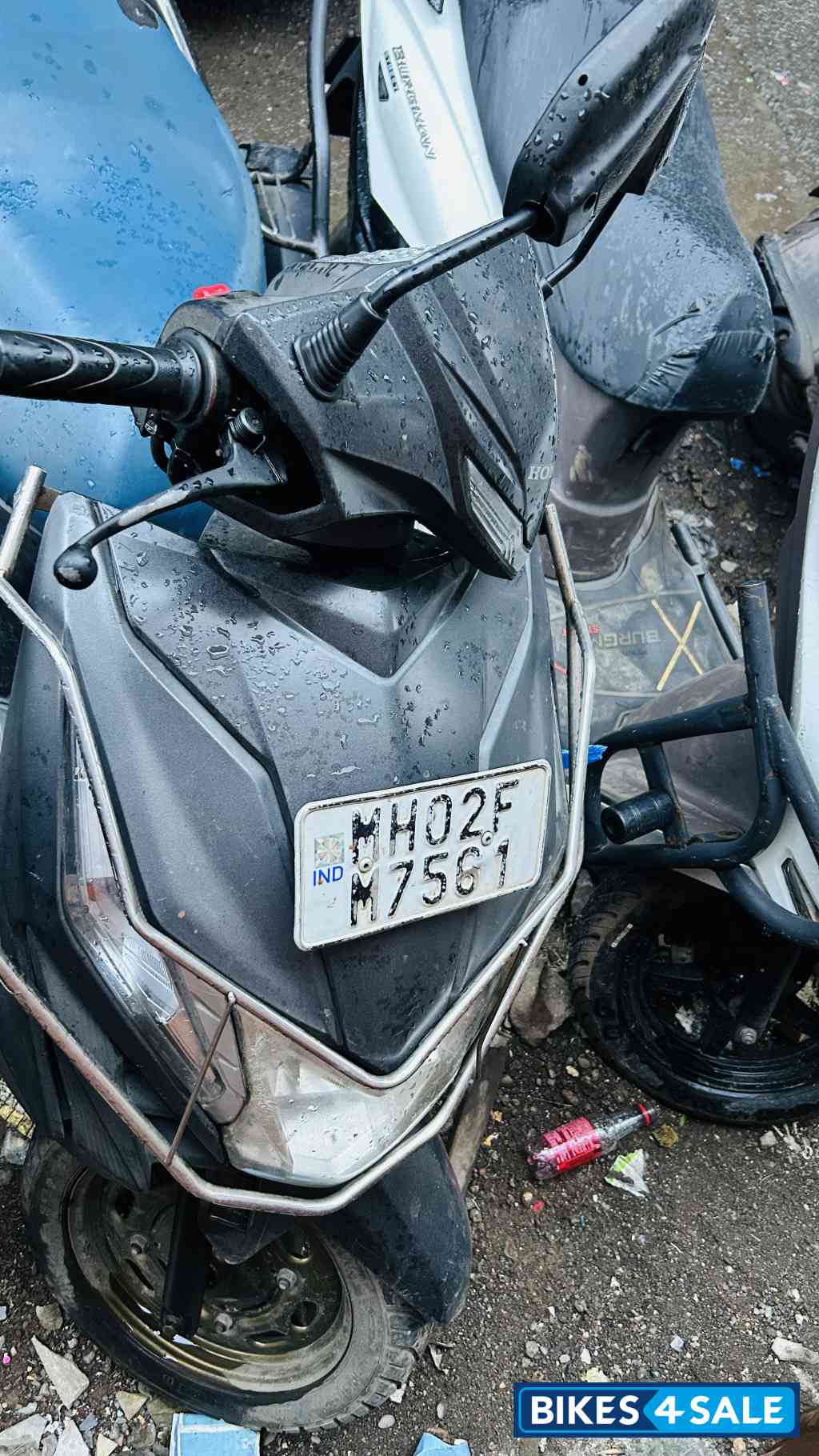 Grey Honda Dio Grey Honda Dio