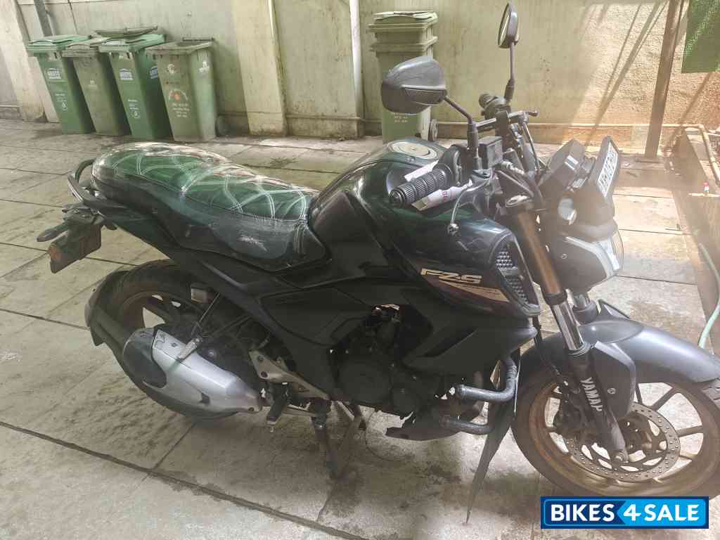 Yamaha FZ-S FI Ver 4.0
