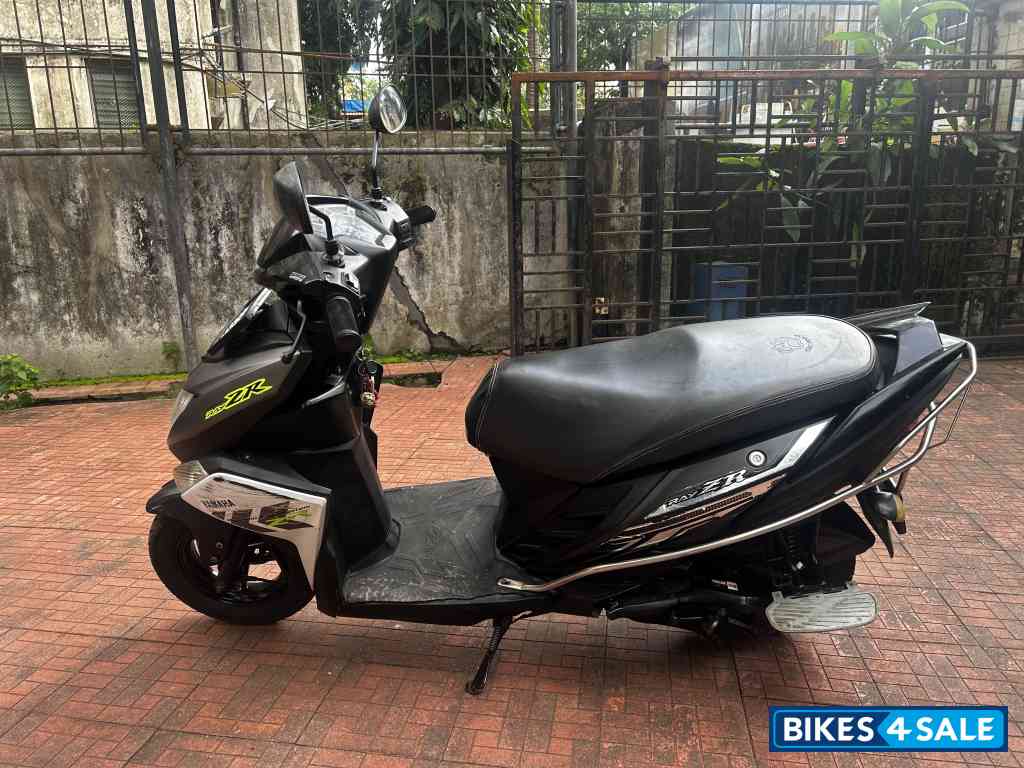 Yamaha Cygnus Ray ZR Yamaha Cygnus Ray ZR