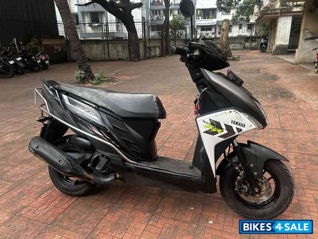 Yamaha Cygnus Ray ZR Yamaha Cygnus Ray ZR