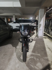 Bajaj Pulsar 125 Neon Disc Single Seat