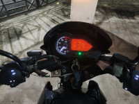 Bajaj Pulsar 125 Neon Disc Single Seat