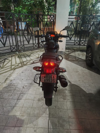 Bajaj Pulsar 125 Neon Disc Single Seat