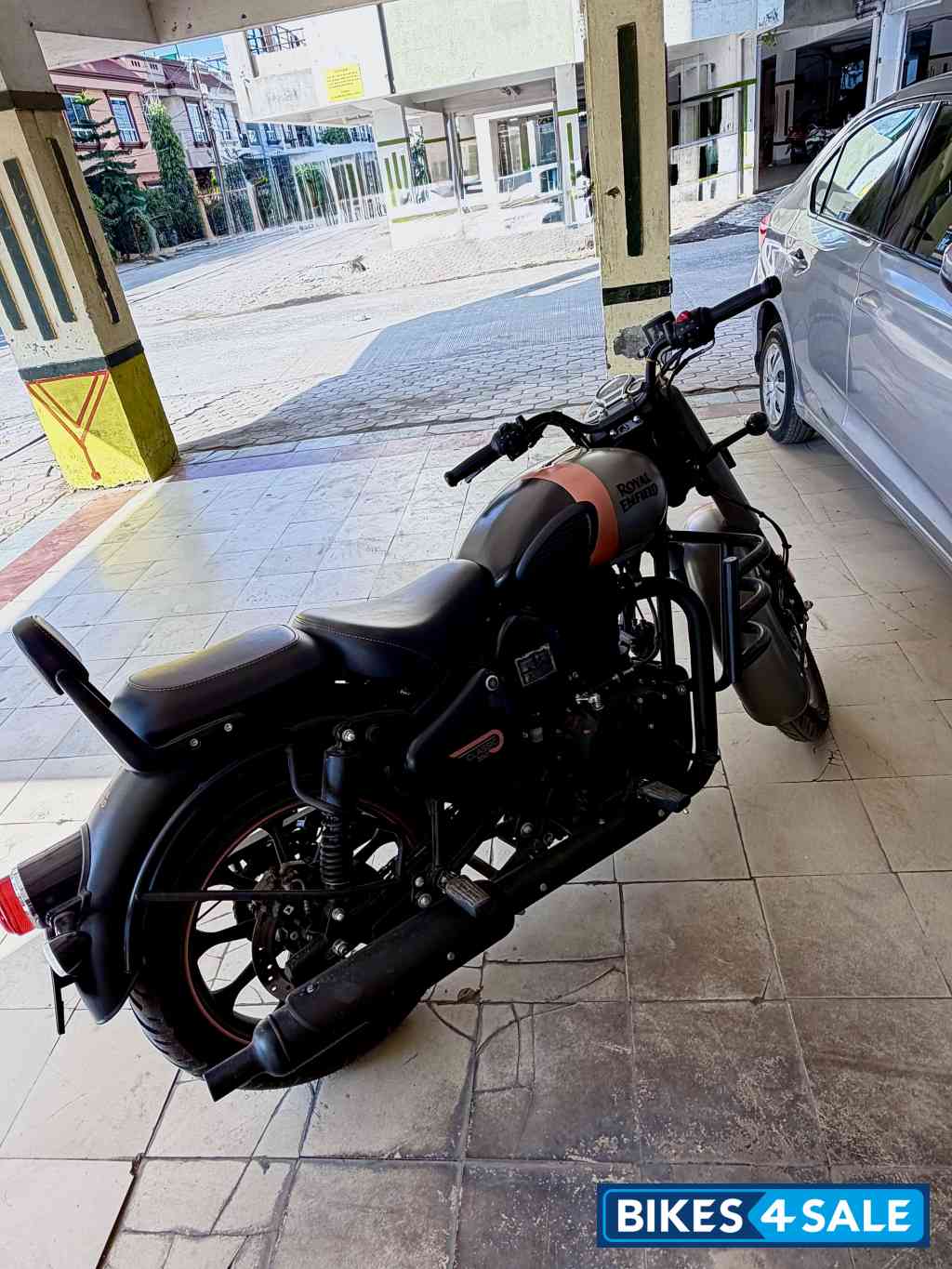 Royal Enfield Classic Gunmetal Grey