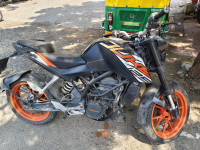 KTM Duke 125 Model