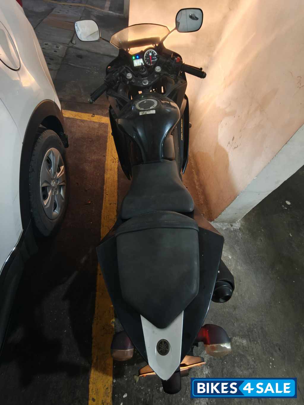 Yamaha YZF R15 V2