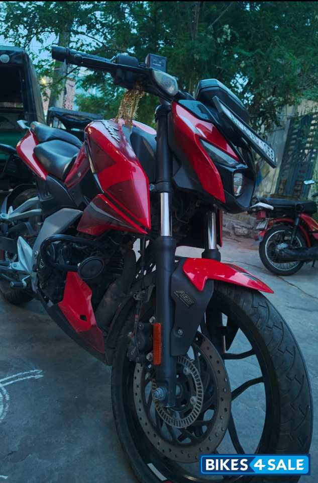 Glossy Red Bajaj Pulsar N160 Dual Channel ABS
