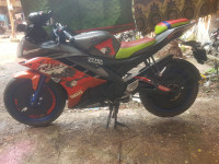 Yamaha YZF R15 V2