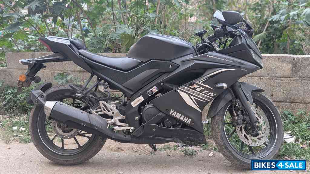 Yamaha YZF R15 V3
