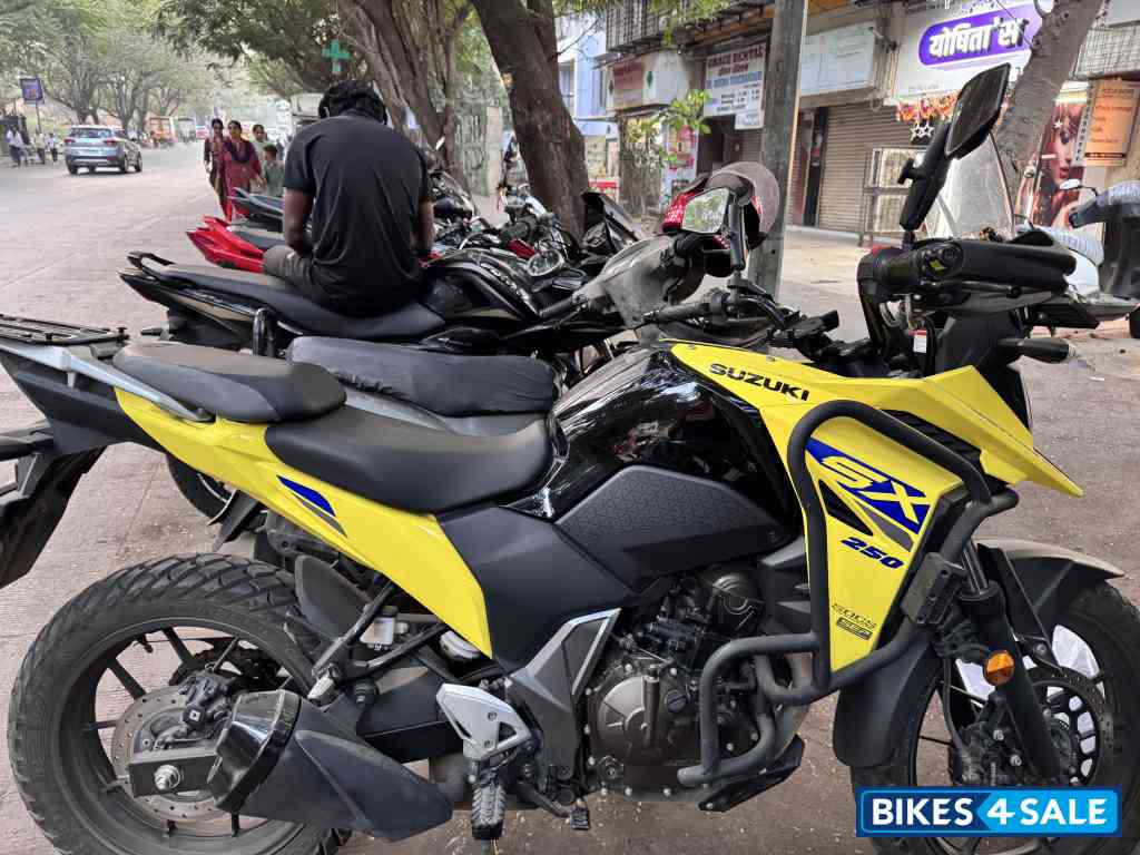 Yello Suzuki V-Strom SX Yello Suzuki V-Strom SX