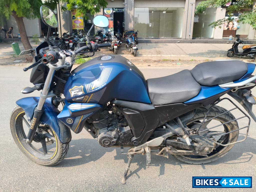 Yamaha FZ-S FI V2 Yamaha FZ-S FI V2