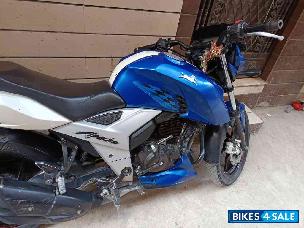 TVS Apache RTR 160 4V TVS Apache RTR 160 4V