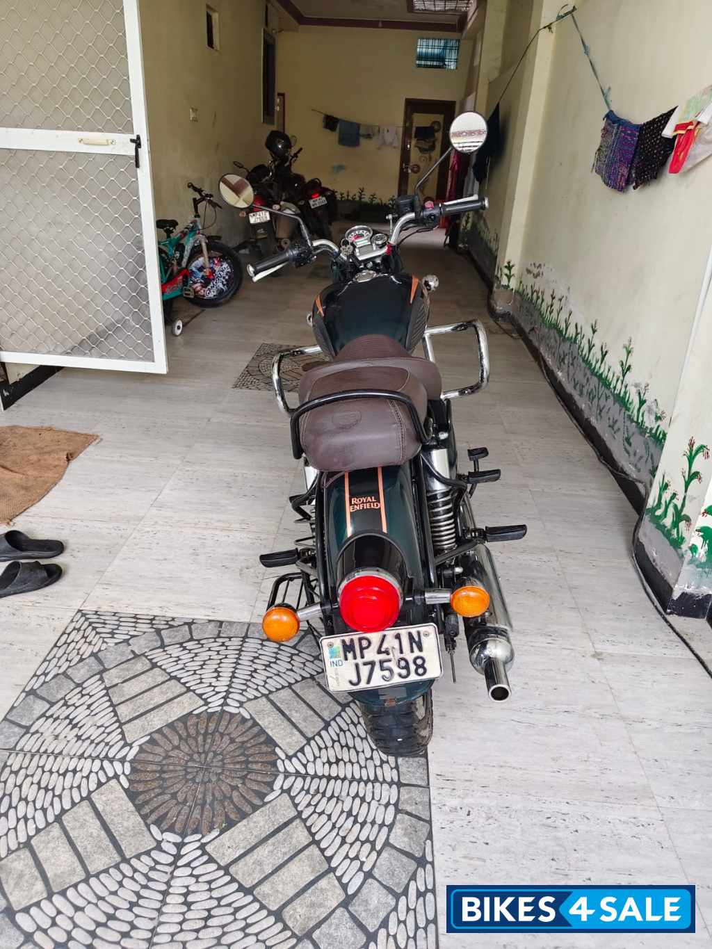 Royal Enfield Classic 350 Single Channel BS6 Royal Enfield Classic 350 Single Channel BS6