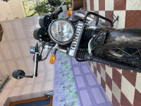 Blue/black Royal Enfield Continental GT 650