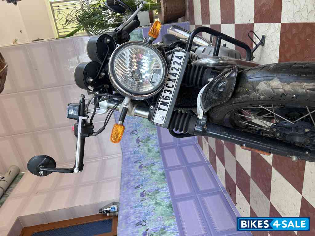 Blue/black Royal Enfield Continental GT 650