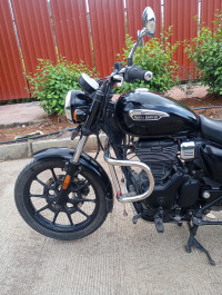Royal Enfield Meteor 350 Stellar