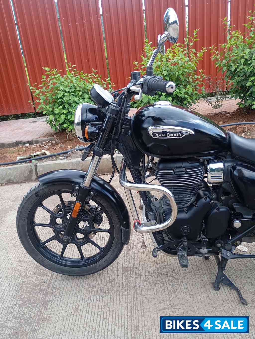 Royal Enfield Meteor 350 Stellar Royal Enfield Meteor 350 Stellar