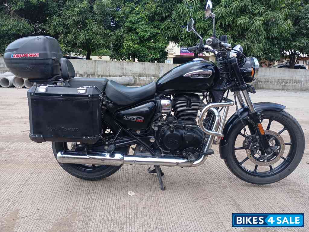 Royal Enfield Meteor 350 Stellar Royal Enfield Meteor 350 Stellar