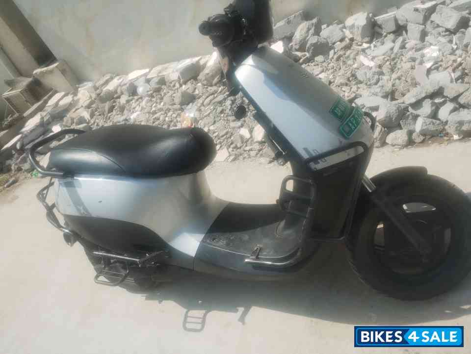 Ola S1X 4 kWh Ola S1X 4 kWh