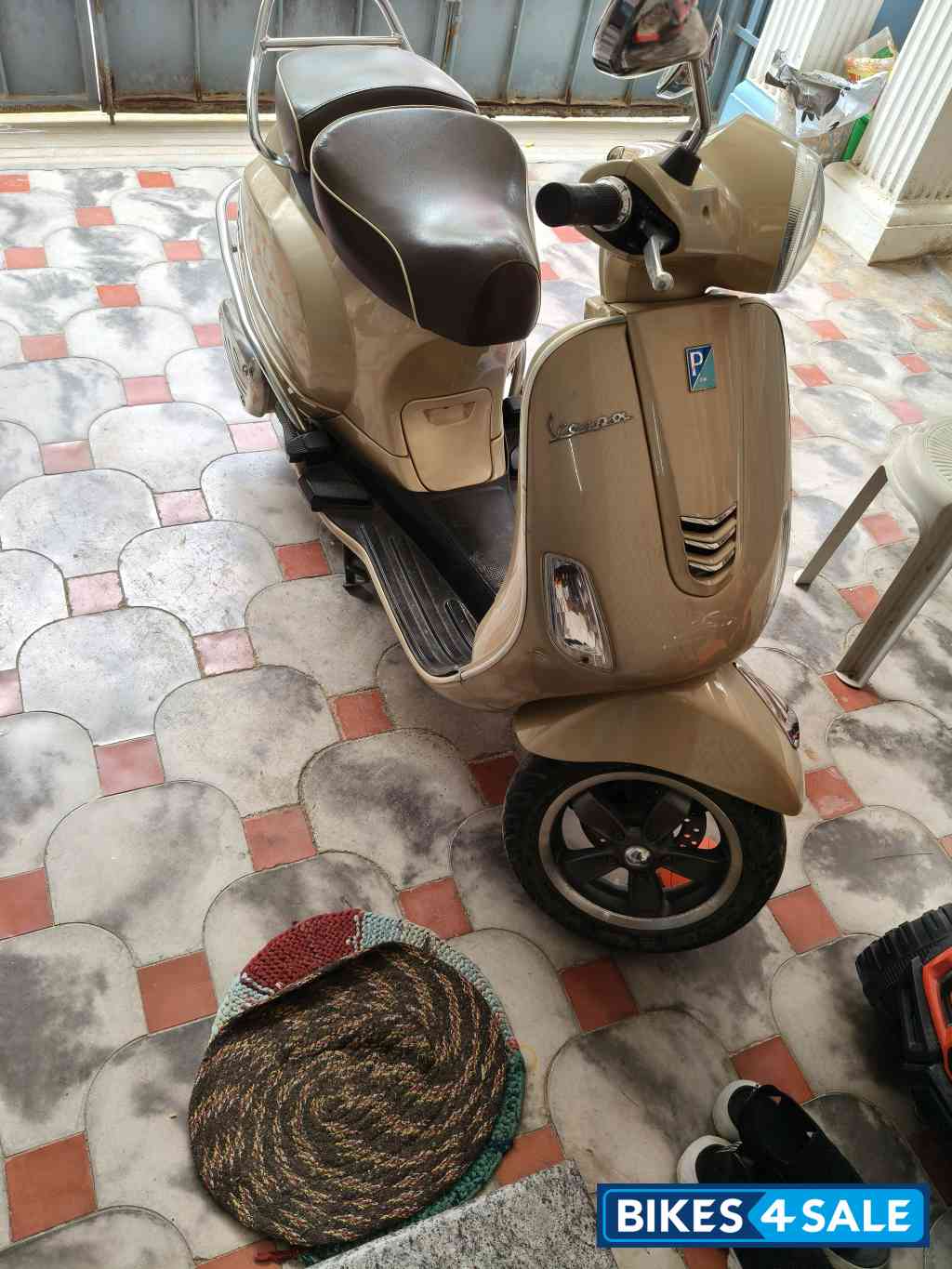Baigh Vespa Elegante 150