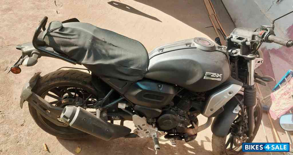 Yamaha FZ-X