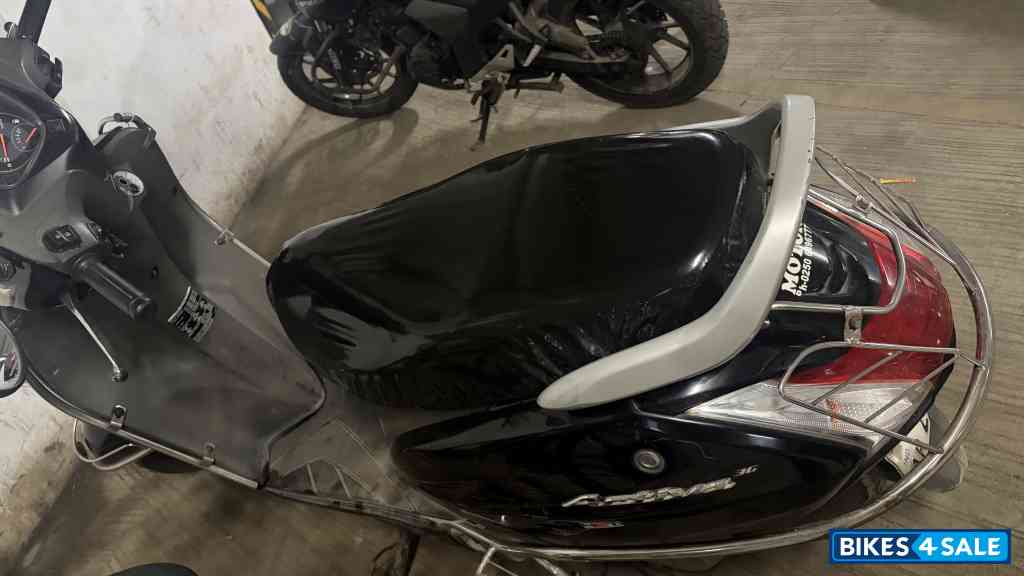 Black Honda Activa 3G Black Honda Activa 3G
