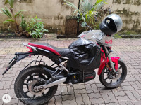 Red Revolt RV 400