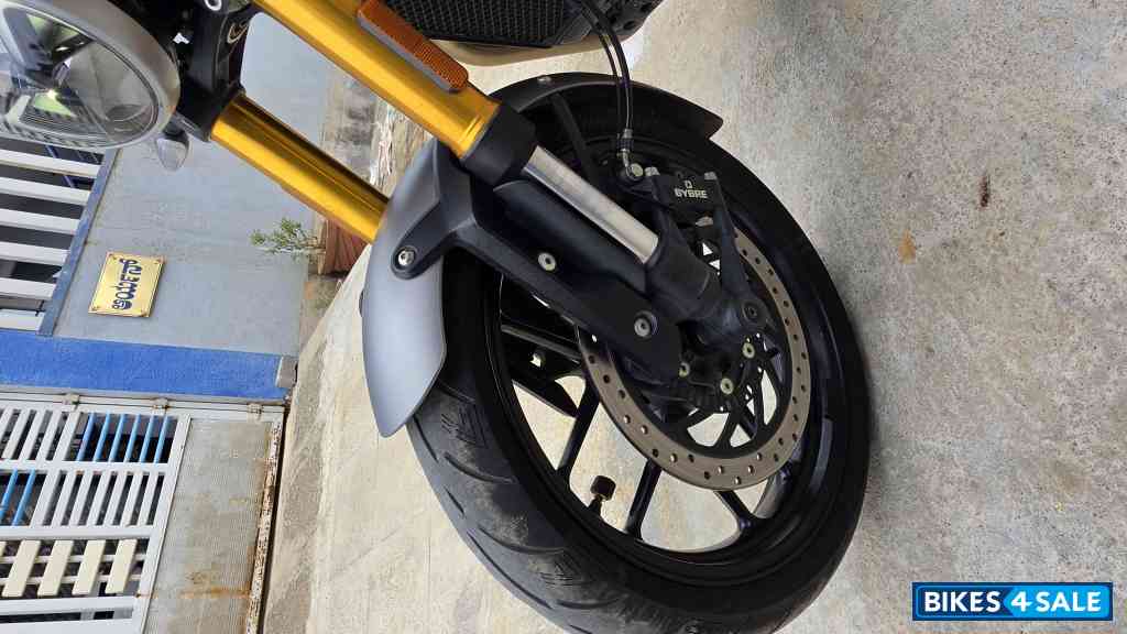 Triumph Speed 400 Triumph Speed 400