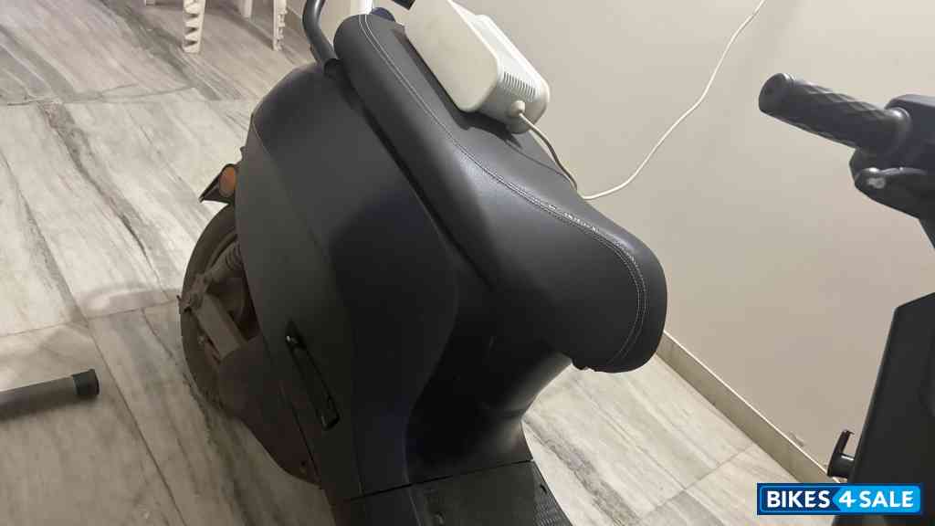 Midnight Blue Ola S1 Air 2kWh Midnight Blue Ola S1 Air 2kWh