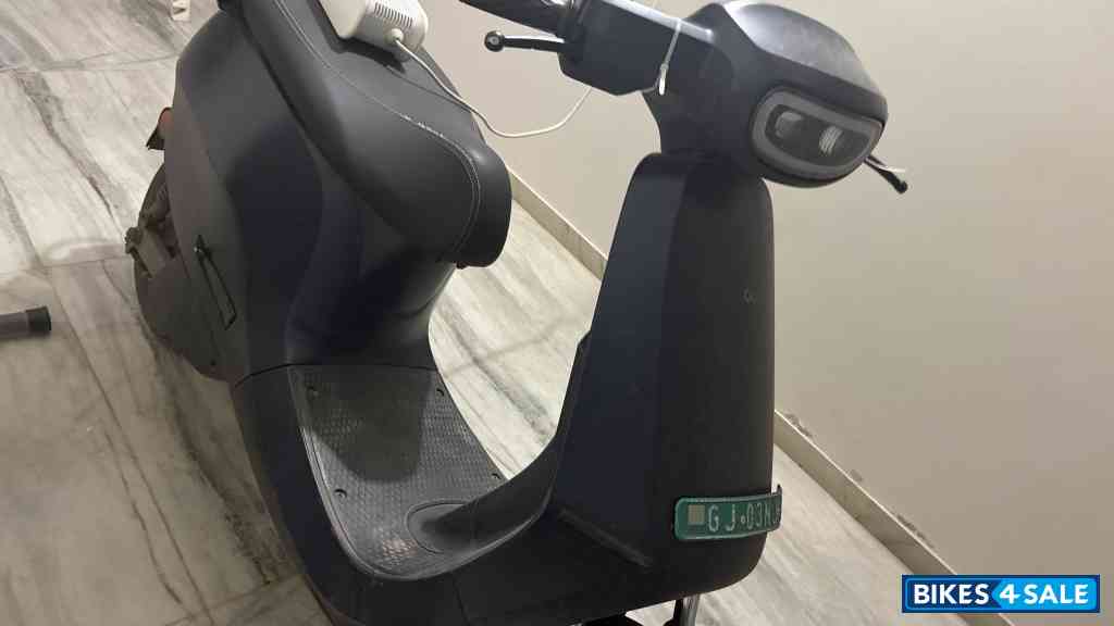 Midnight Blue Ola S1 Air 2kWh Midnight Blue Ola S1 Air 2kWh