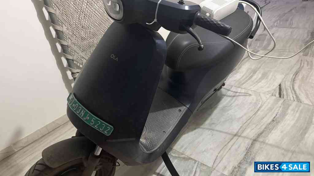 Midnight Blue Ola S1 Air 2kWh Midnight Blue Ola S1 Air 2kWh