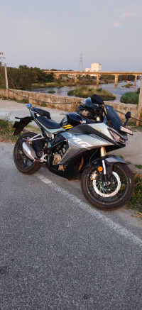 Combat Gray Hero Karizma XMR Combat Edition 2025