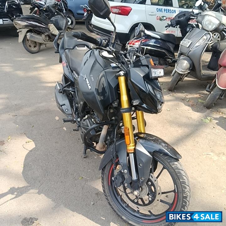 Black Hero Xtreme 160R 4V Pro Black Hero Xtreme 160R 4V Pro