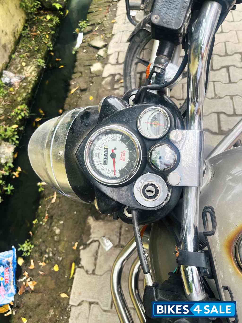 Gun Metal Grey Royal Enfield Classic Gunmetal Grey Gun Metal Grey Royal Enfield Classic Gunmetal Grey
