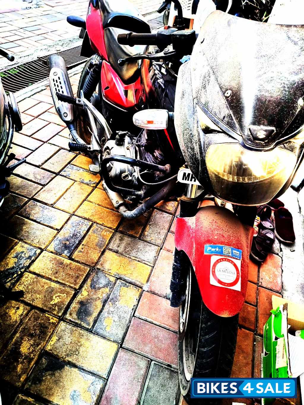 Bajaj Pulsar 180 DTSi Bajaj Pulsar 180 DTSi
