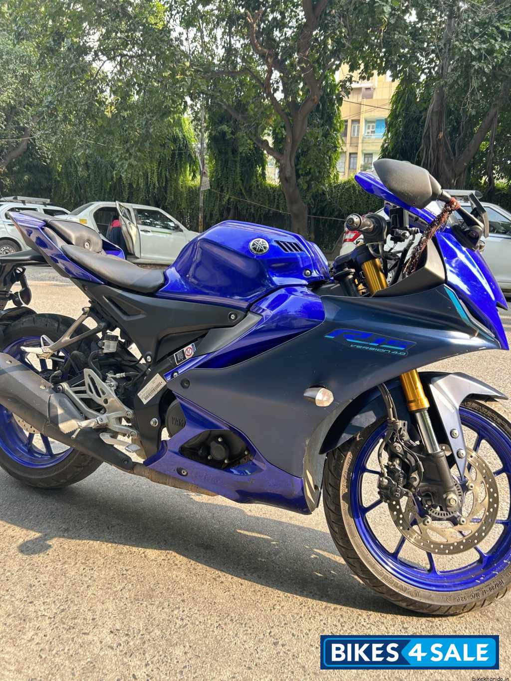 Yamaha R15 V4