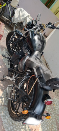 Stellar Black Royal Enfield Meteor 350 Stellar