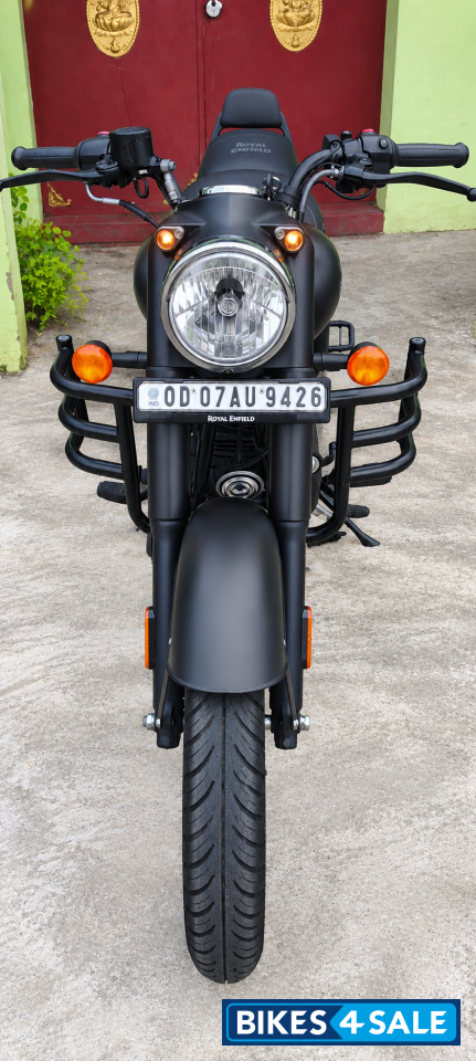 Mate Black Royal Enfield Classic Stealth Black Mate Black Royal Enfield Classic Stealth Black