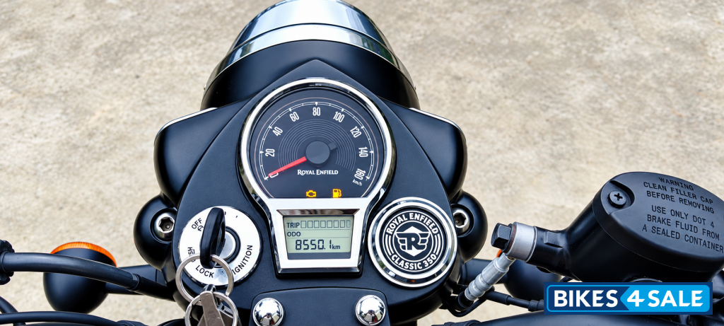 Mate Black Royal Enfield Classic Stealth Black Mate Black Royal Enfield Classic Stealth Black