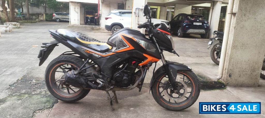 Honda CB Hornet 160R