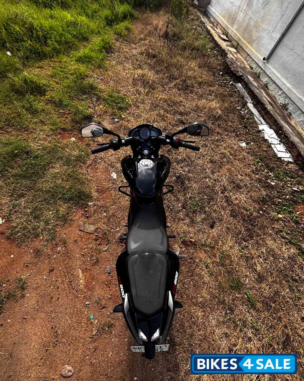 Black N Red Bajaj Pulsar NS 200 BS6 Black N Red Bajaj Pulsar NS 200 BS6