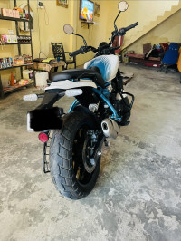 Royal Enfield Guerrilla 450 Flash 2024 Model