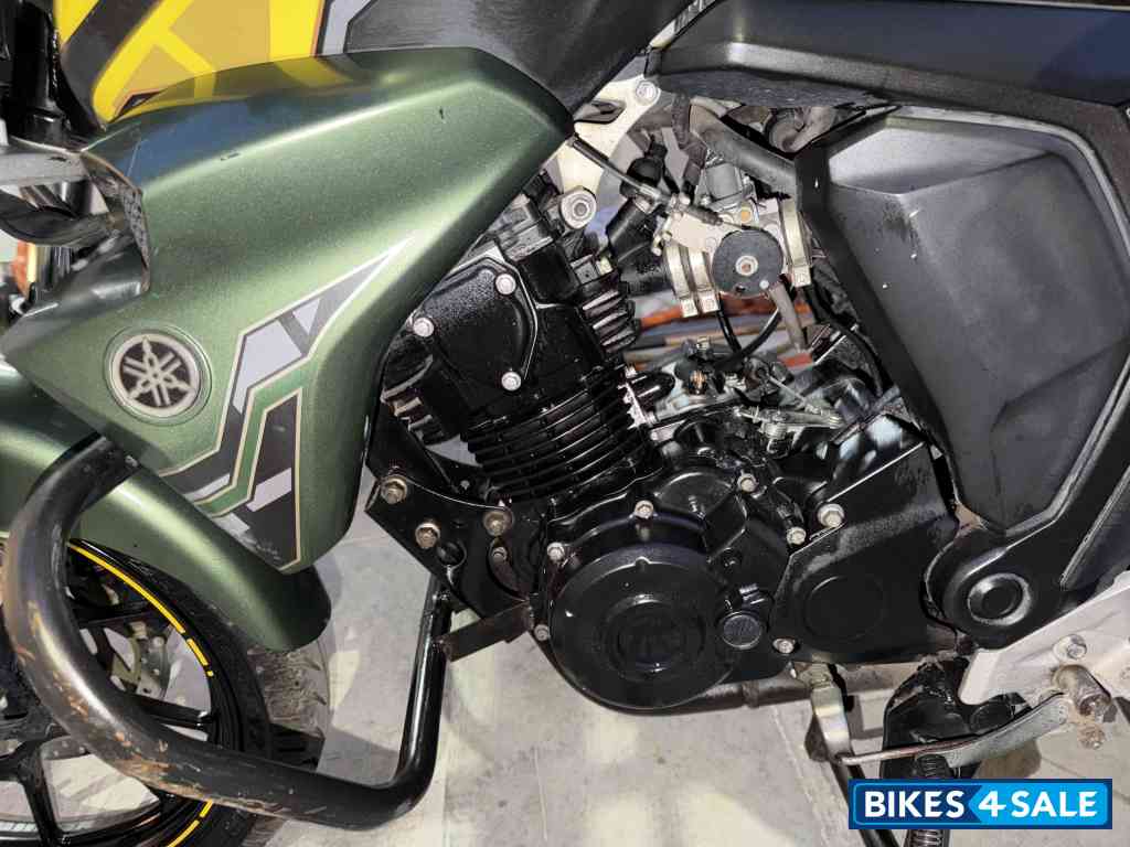 Mat Black 2 Yamaha FZ-S Mat Black 2 Yamaha FZ-S